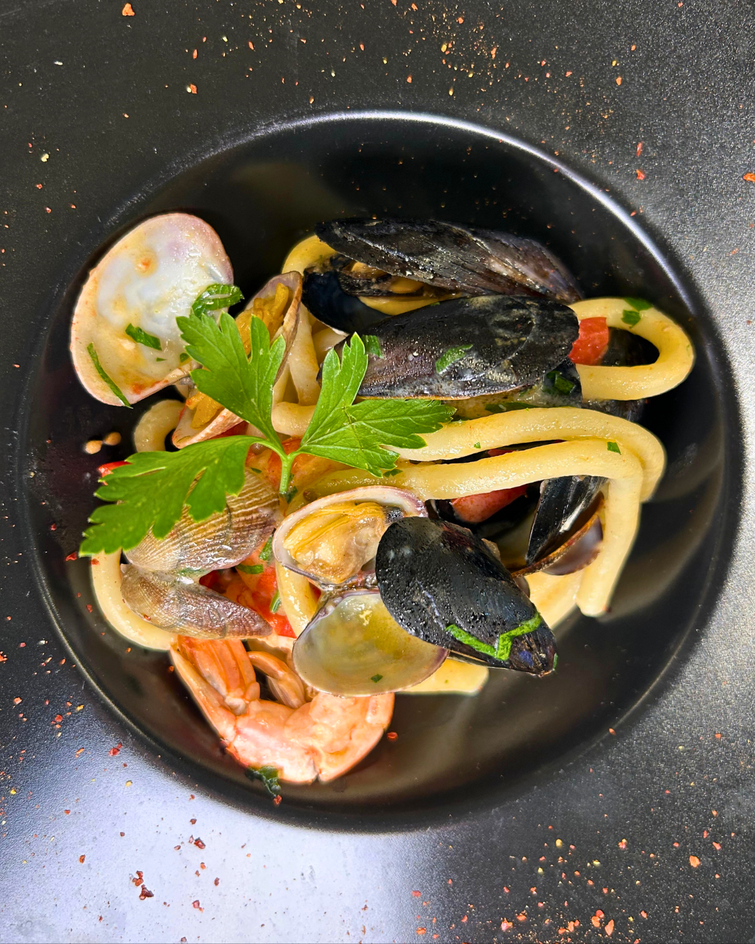 Pici con cozze e vongole - Ristorante Alcide Poggibonsi